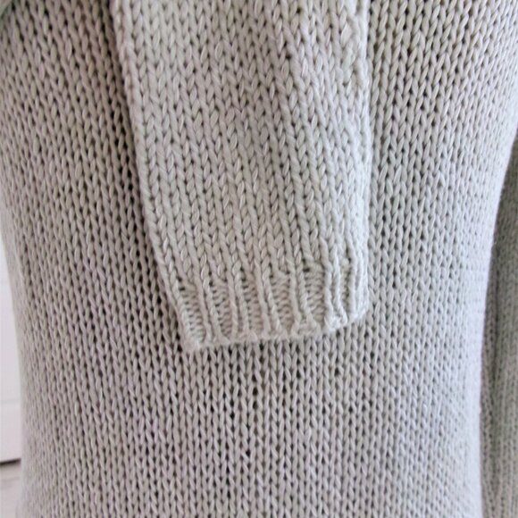 Alya Pale Green Longer Length Pullover Sweater S Small Button Detail on Sides - Picture 8 of 13
